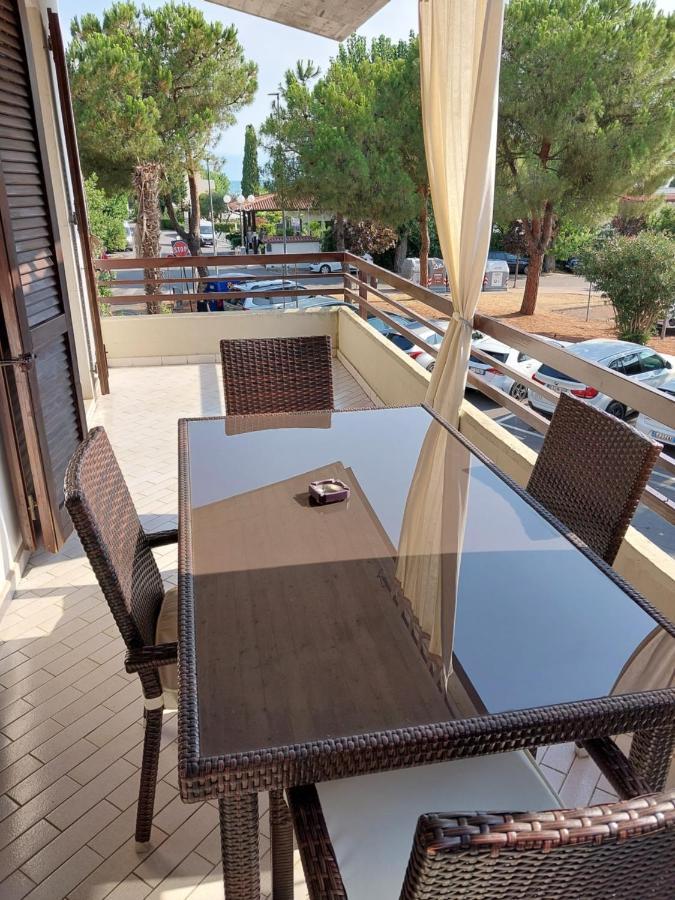 Alba Residence Сирмионе Экстерьер фото
